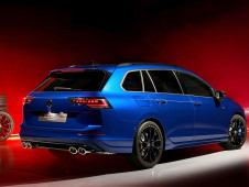 VW Golf R Variant