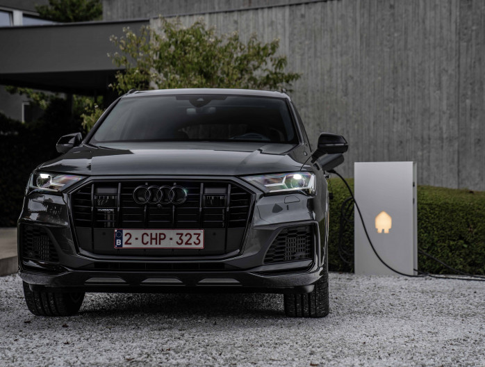 Audi Q7 60 TFSI e plugin hybride MIG Motors