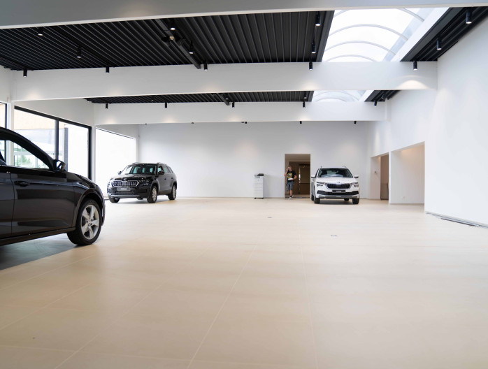 MIG Motors Eke nieuwe showroom