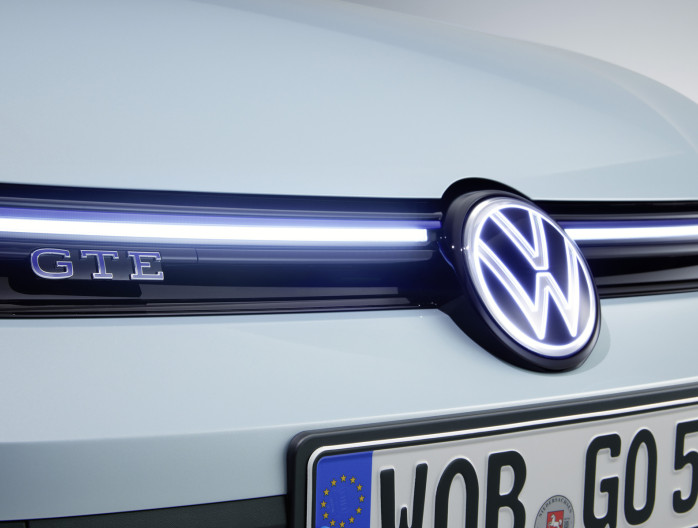 Volkswagen Golf GTE verlicht logo