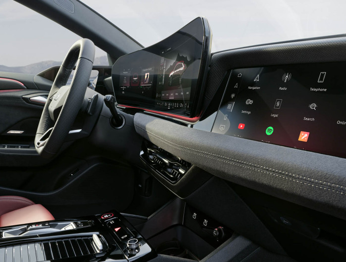 Audi S6 Avant e-tron interieur